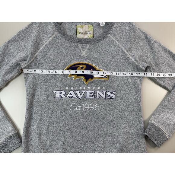 Tommy Bahama Womens Baltimore Ravens Pullover S Gray Cozy Game Day Tailgate Boho - Picture 6 of 12